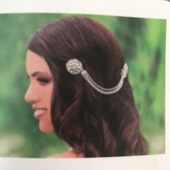 🌈Silver, Crystal Rhinestone Swag Comb💎 - Picture 2 of 8